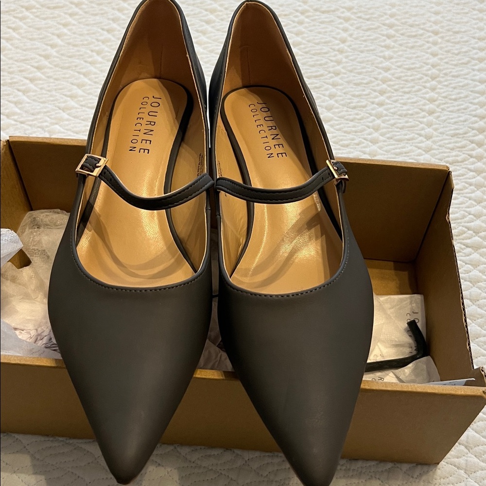 EUC Elegant Journee Gray Women's Mary Jane Heels Sz 12m